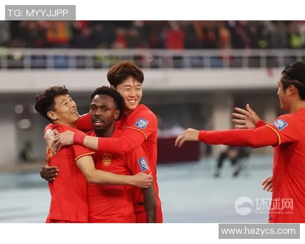 中国与新加坡足球队激战在即谁能在友谊赛中笑到最后